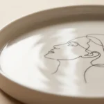 Profile Round Tray, close-up of the line drawing